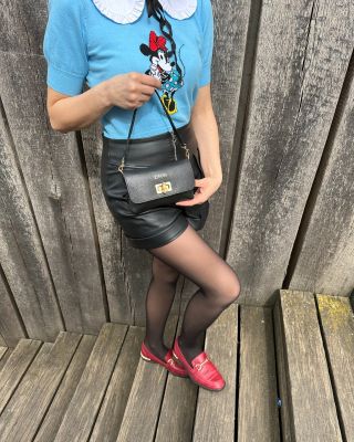 🥳Milujeme, když něco tak praktického může být zároveň i stylové a líbí se, jako naše kabelka Betina. ❤ Udělej si radost a...